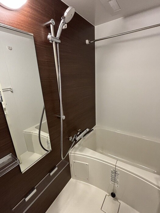 バス／シャワールーム等 クレストコート町屋