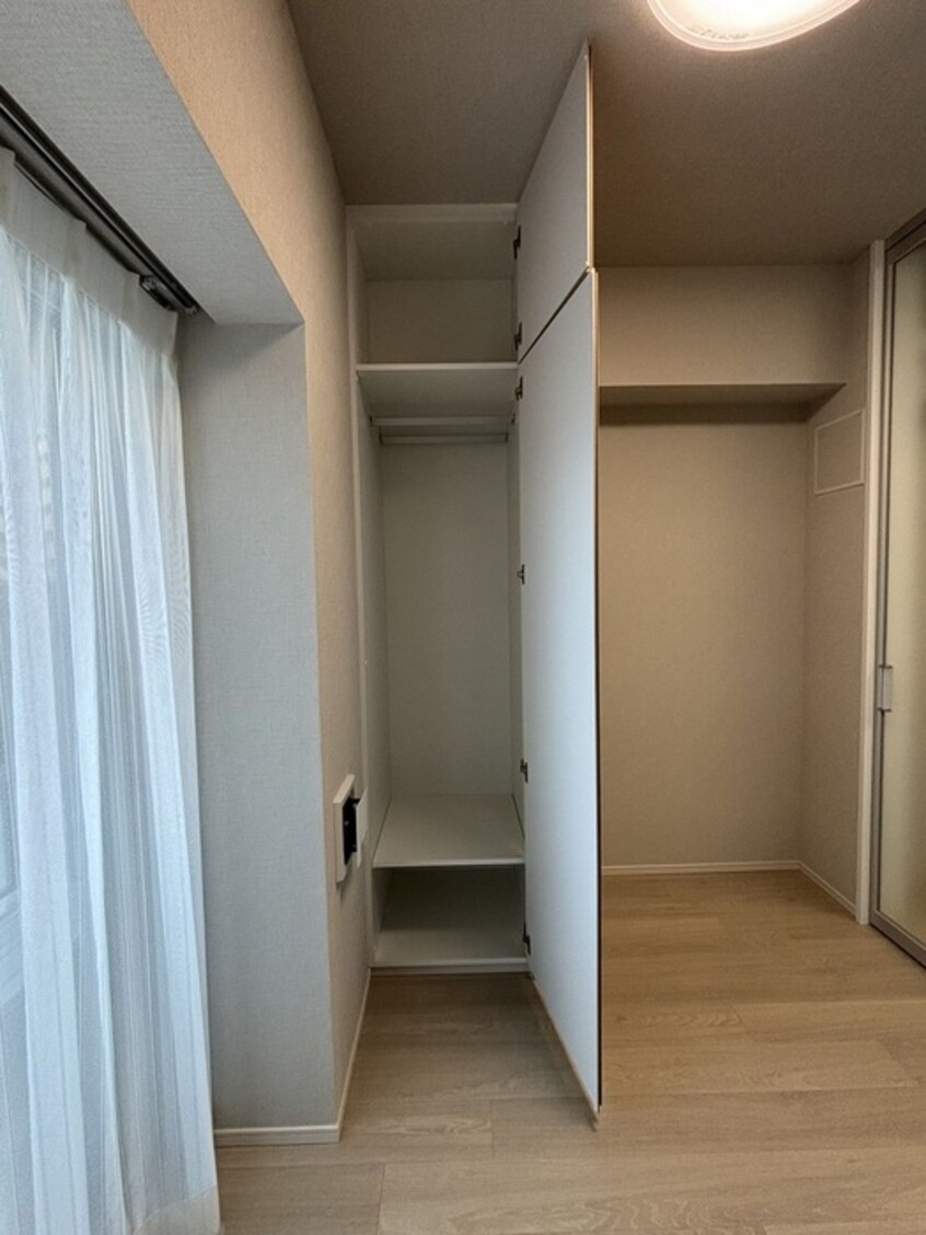 収納 クレストコート町屋