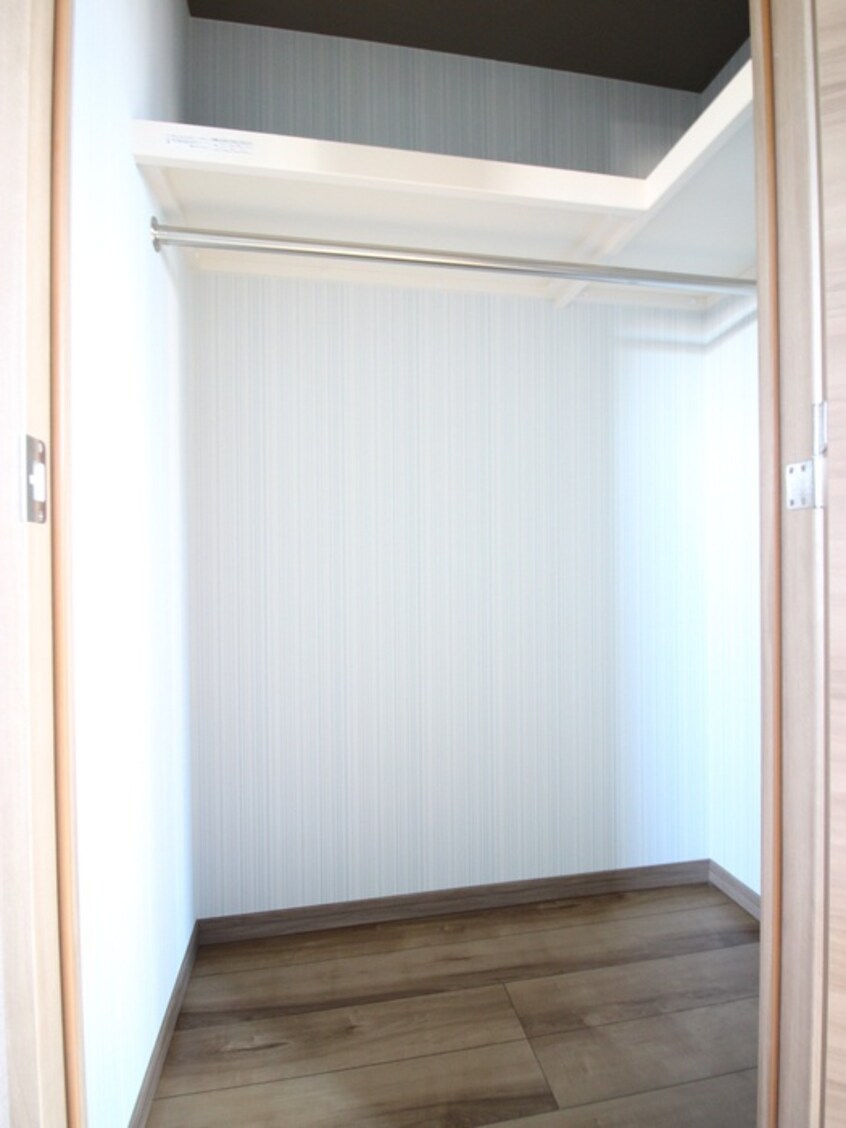 収納 ミュール白金