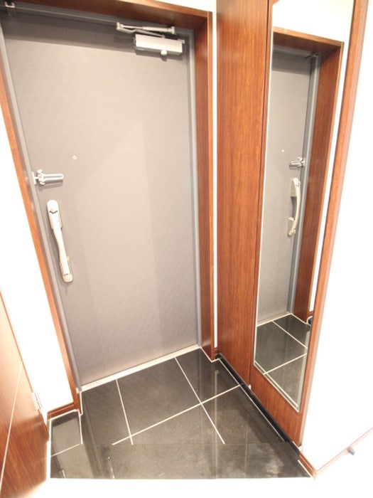 玄関 ﾊﾟﾚｽﾃｭﾃﾞｨｵ渋谷Station Front