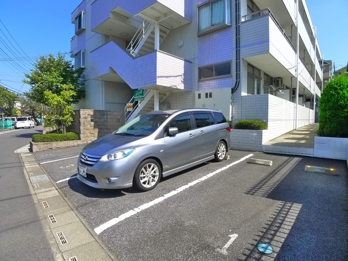 駐車場 フローレス１０番館