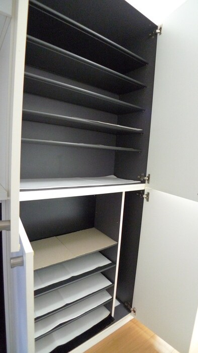 収納 みどり野マンションＤ（104）