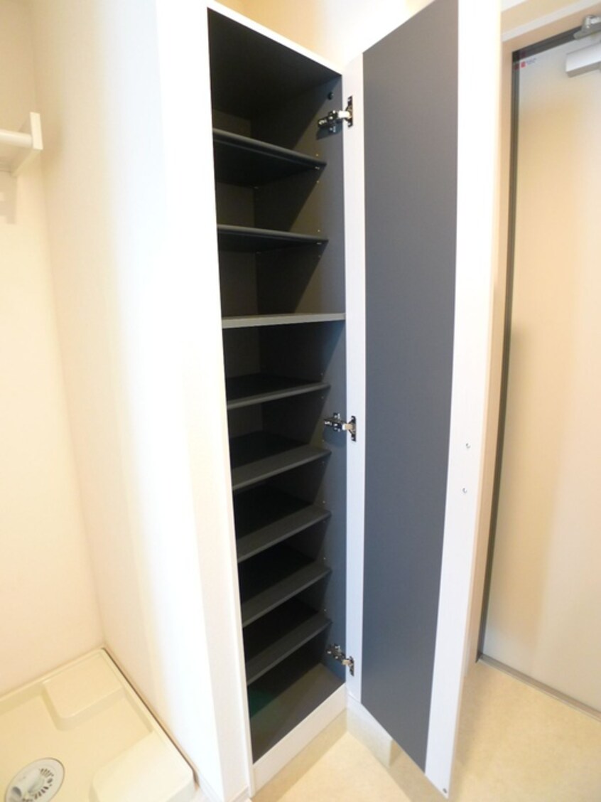 靴箱 ガーデンアステリア西千葉