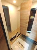 玄関 アンソレイエ