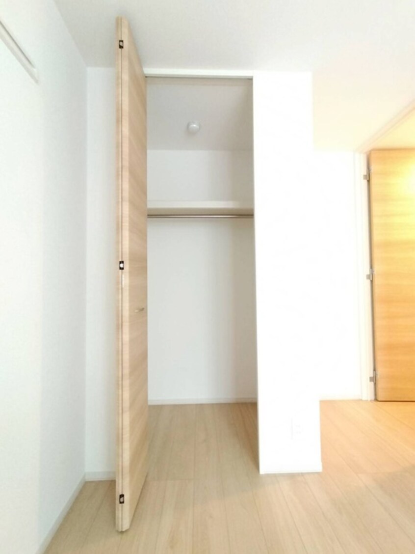 収納 アンソレイエ