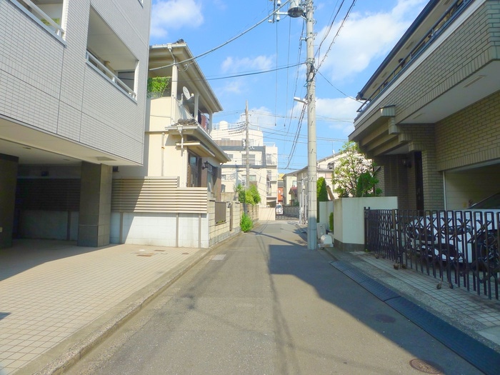 周辺環境 ラグ－ナ綾瀬