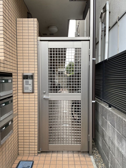 エントランス部分 フィオーレ学芸大学
