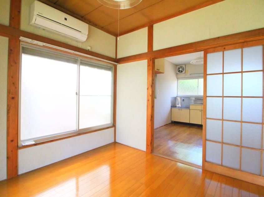 居室 ロイヤルガーデン根岸台