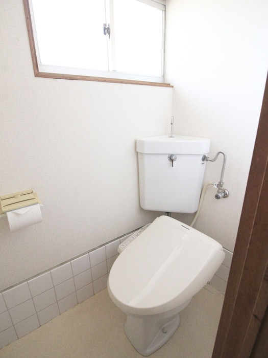 トイレ ロイヤルガーデン根岸台