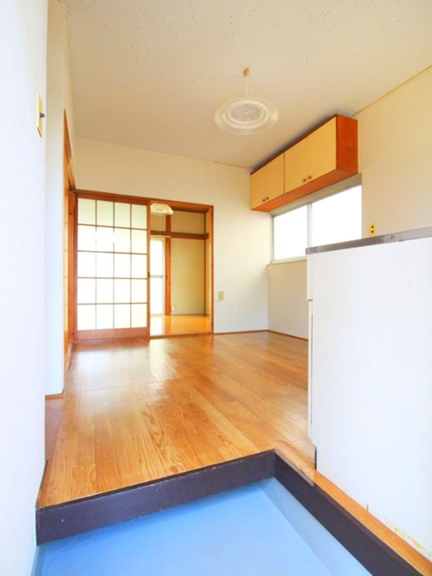 玄関 ロイヤルガーデン根岸台