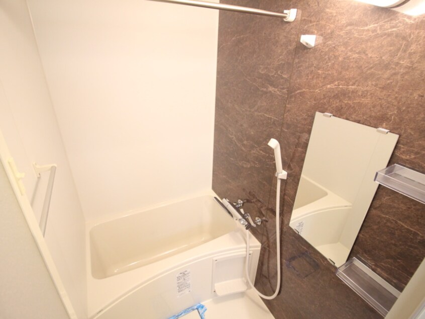 バス／シャワールーム等 ルーム鴨居