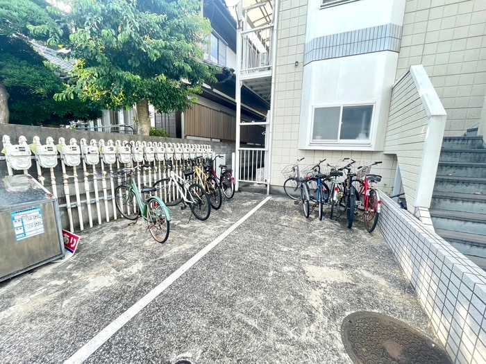 駐輪場 ベイサイドミヨシ　シバ
