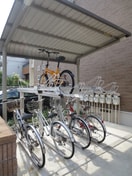 駐輪場 アイリスメゾン