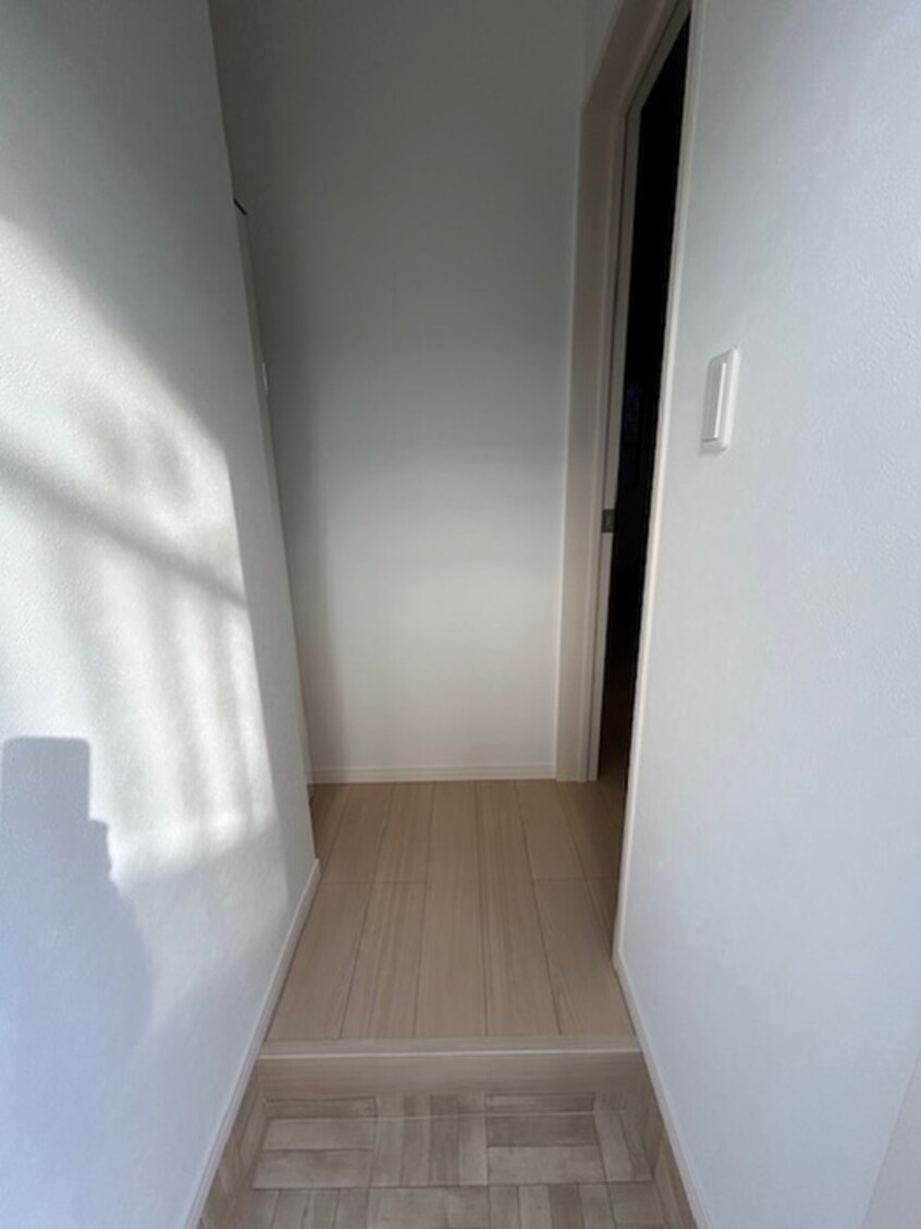 玄関 キャメル櫛引３