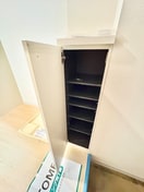 靴箱 南林間クリサムボンド