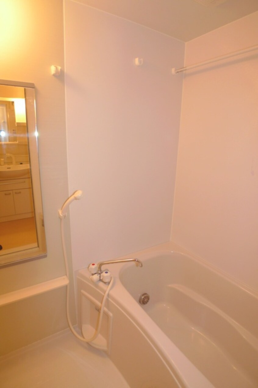 バス／シャワールーム等 ＳＯＧＮＩ ＤＯＲＯ