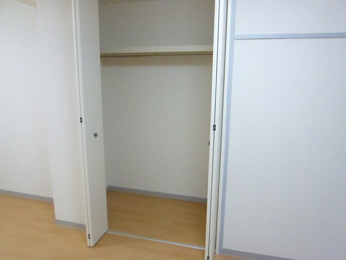収納 ワコ－第３マンション