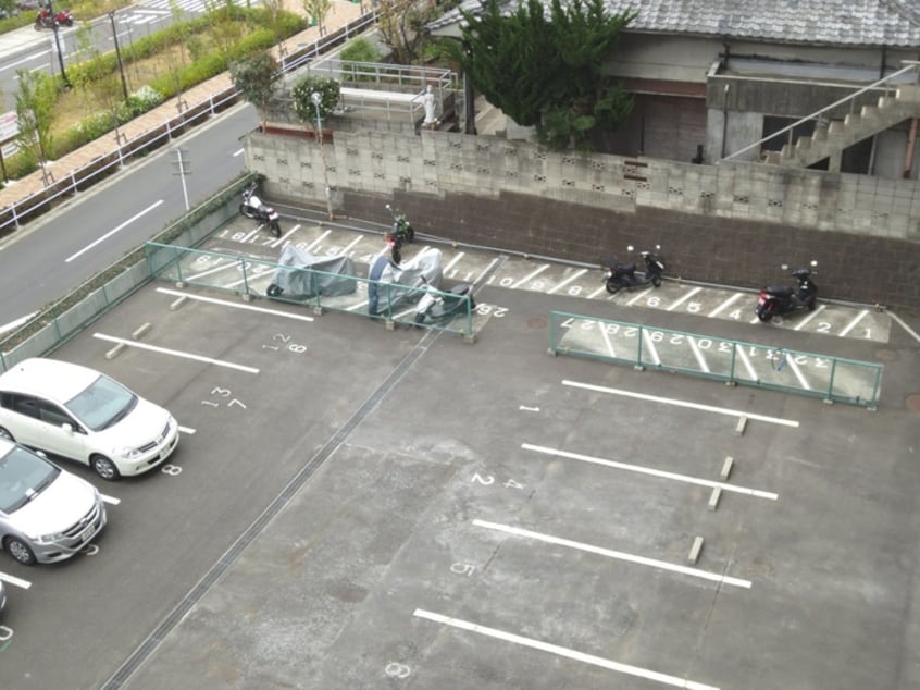 駐車場 ワコ－第３マンション