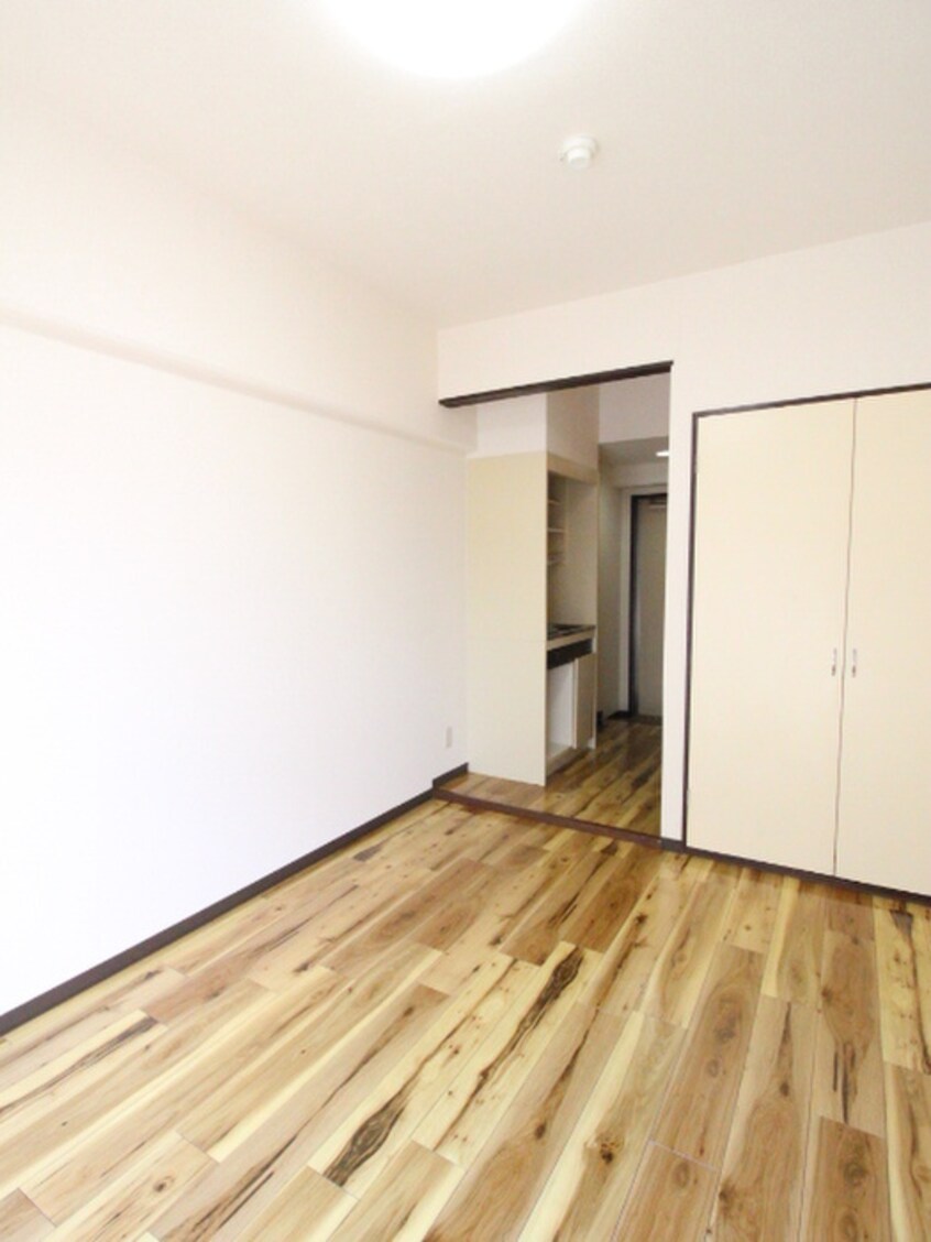 居室 エバ－グレ－ス西府