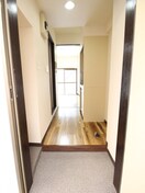 廊下 エバ－グレ－ス西府