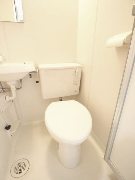 トイレ エバ－グレ－ス西府