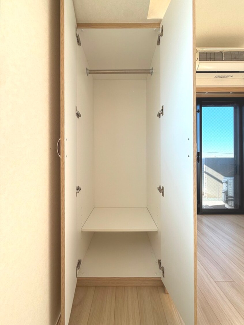 収納 ルーブル西新井(401)