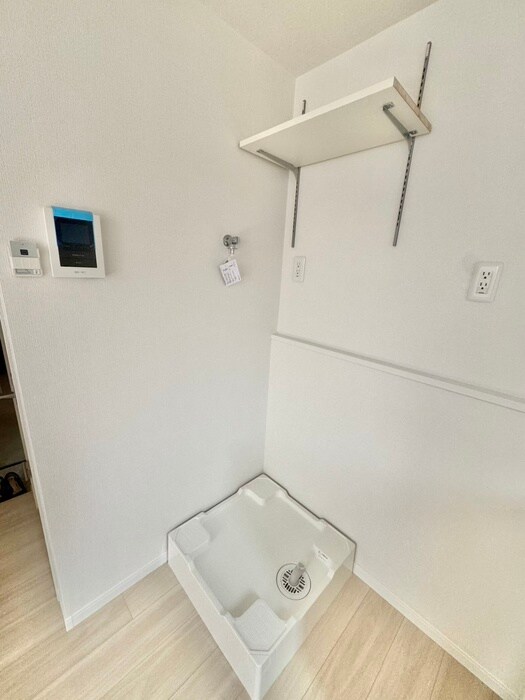 洗濯機置場 ラ・メゾンデュボヌール新大塚