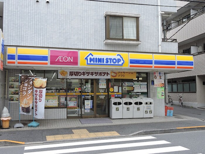 ミニストップ 新大塚店(コンビニ)まで113m ラ・メゾンデュボヌール新大塚