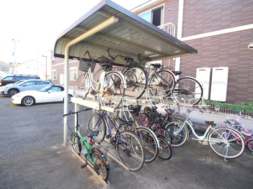 駐輪場 ピュアクレセント