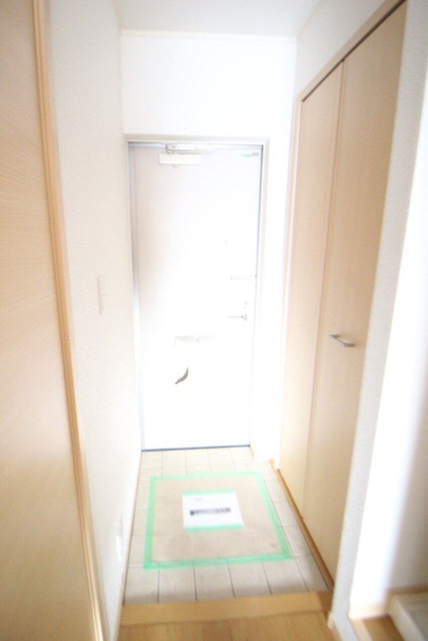 玄関 シャルマン麻溝台