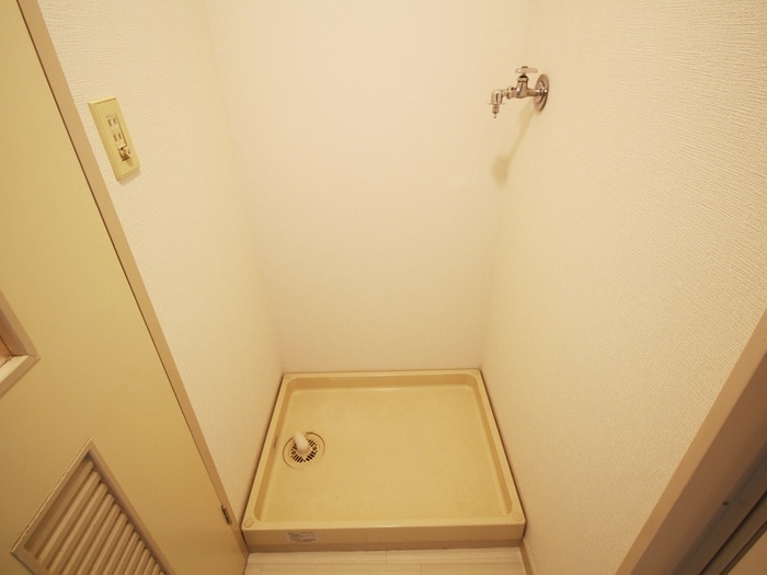 洗濯機置場 ピオニー保谷