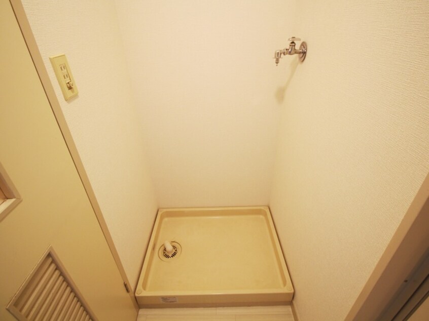 洗濯機置場 ピオニー保谷