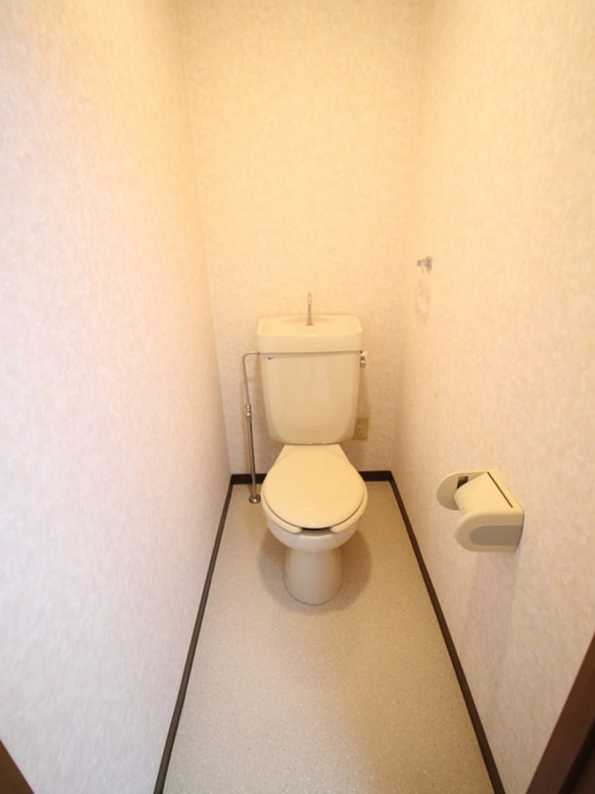 トイレ ディアコ－ト　サガミ