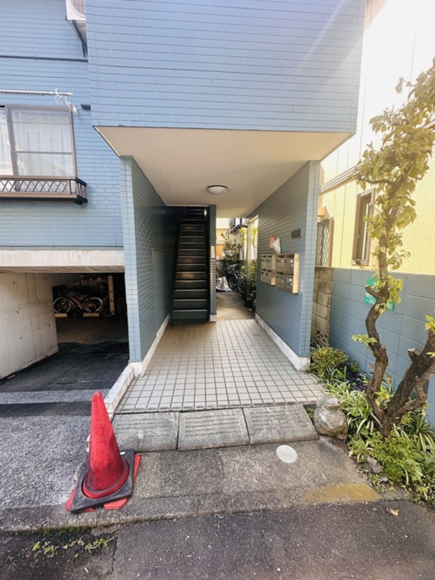 エントランス部分 シャルマン６４