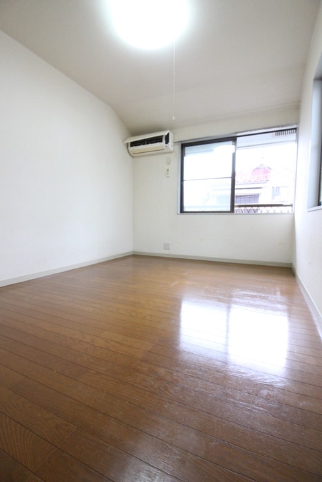 居室 シャルマン６４