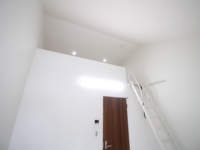 ロフト エスカリエ・ルージュ