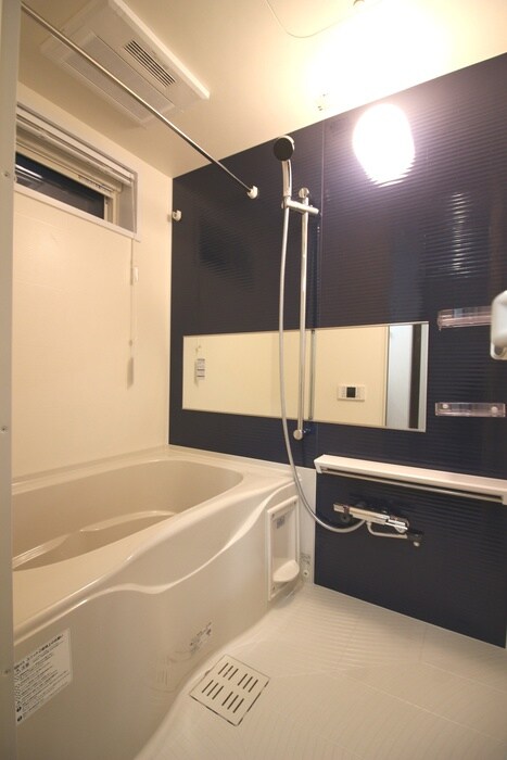 バス／シャワールーム等 アヴィル旭町Ⅱ