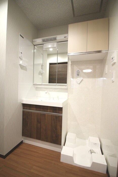 洗濯機置場 アヴィル旭町Ⅱ