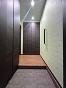 玄関 アヴィル旭町Ⅱ