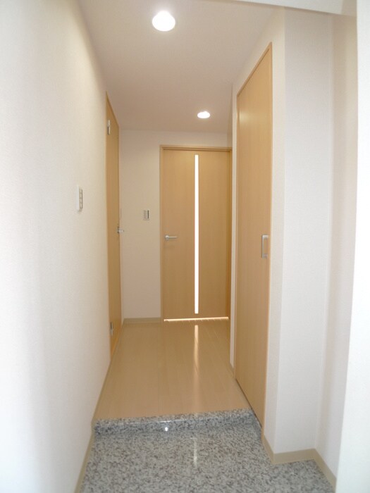 玄関 アベーテ　浦和美園