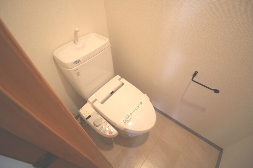 トイレ メープルハイツ