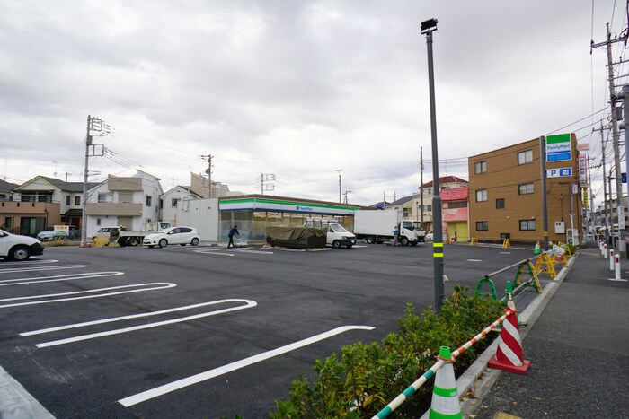 ファミリーマート 相模原若松三丁目店(コンビニ)まで343m マロンハイツ