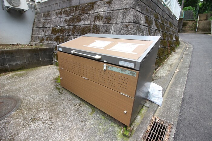 建物設備 エステート京塚