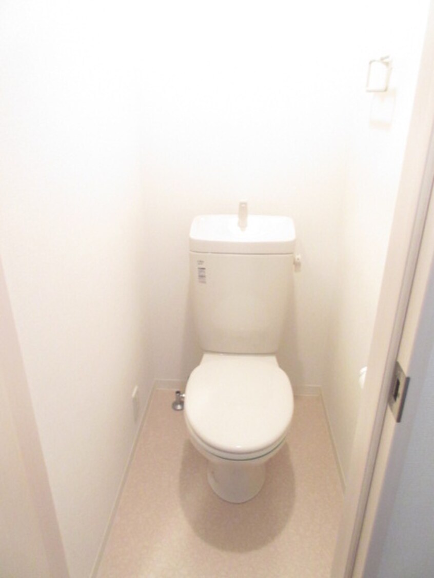 トイレ エステート京塚