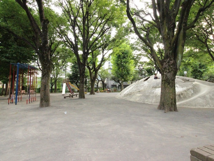 白銀公園(公園)まで379m リンクウエスト