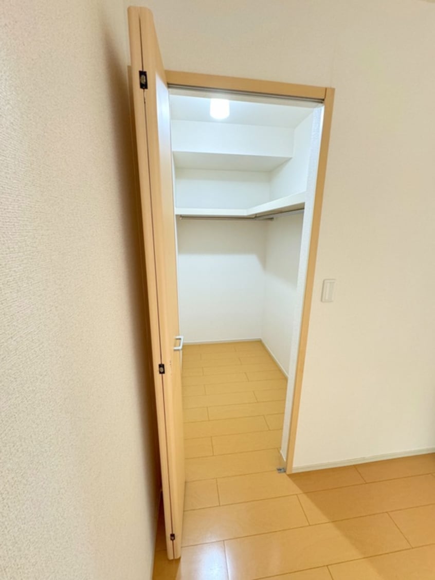 収納 キャンディッド