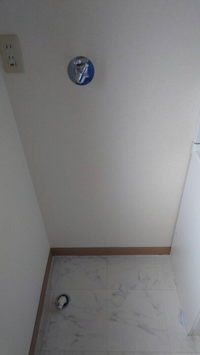 洗濯機置場 羽山ハイツＥ