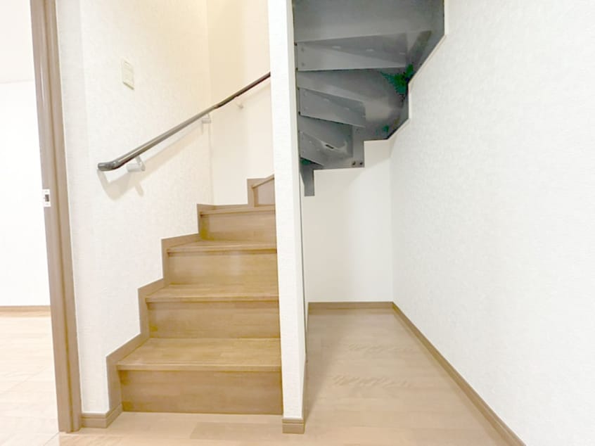 廊下 ル－ブル早稲田六番館