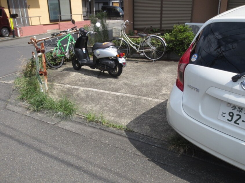 バイク置き場 ビューグリーン