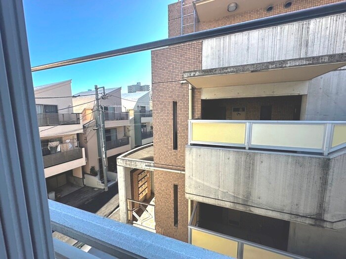 室内からの展望 グレースワセダ